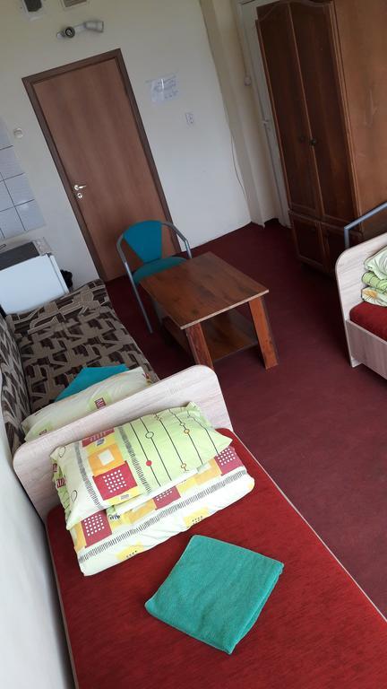 Motelis Jonuciai Garliava Buitenkant foto